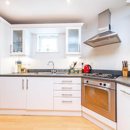 Pass The Keys Delightful Apartment Close To River In Se16 London Eksteriør bilde