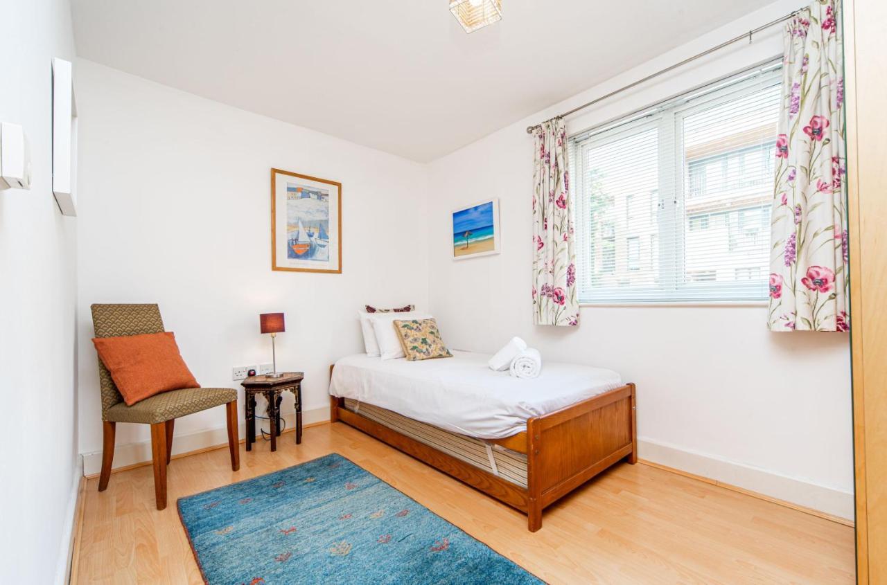 Pass The Keys Delightful Apartment Close To River In Se16 London Eksteriør bilde